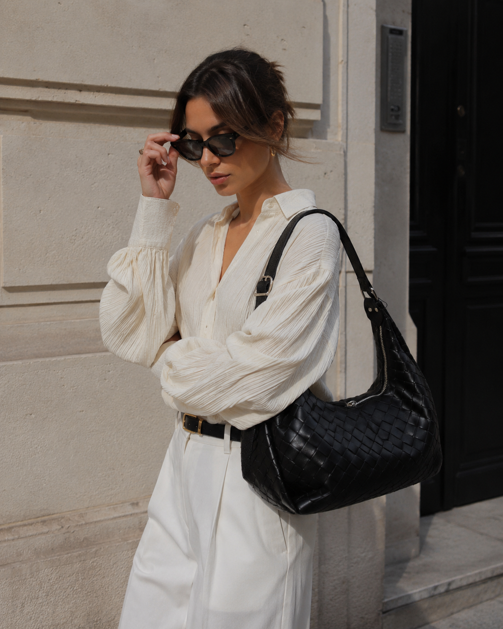 Sandy - Effortless Elegance